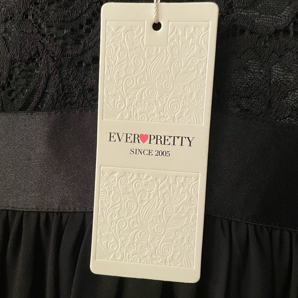 Custom Size See-Through Maxi Lace Evening Dress with Half Sleeve - Picture 4 of 6